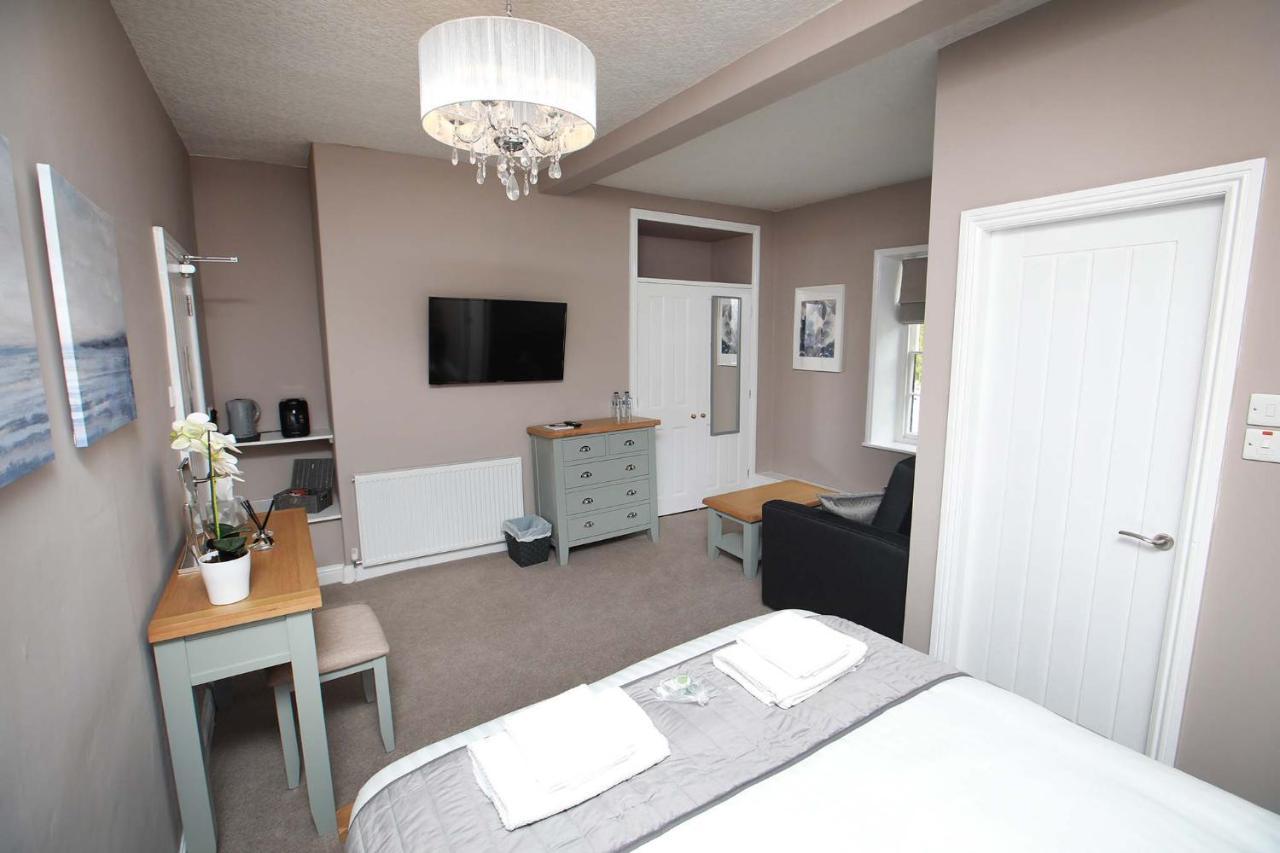 Oyo Glyn Valley Hotel Glyn Ceiriog Bagian luar foto