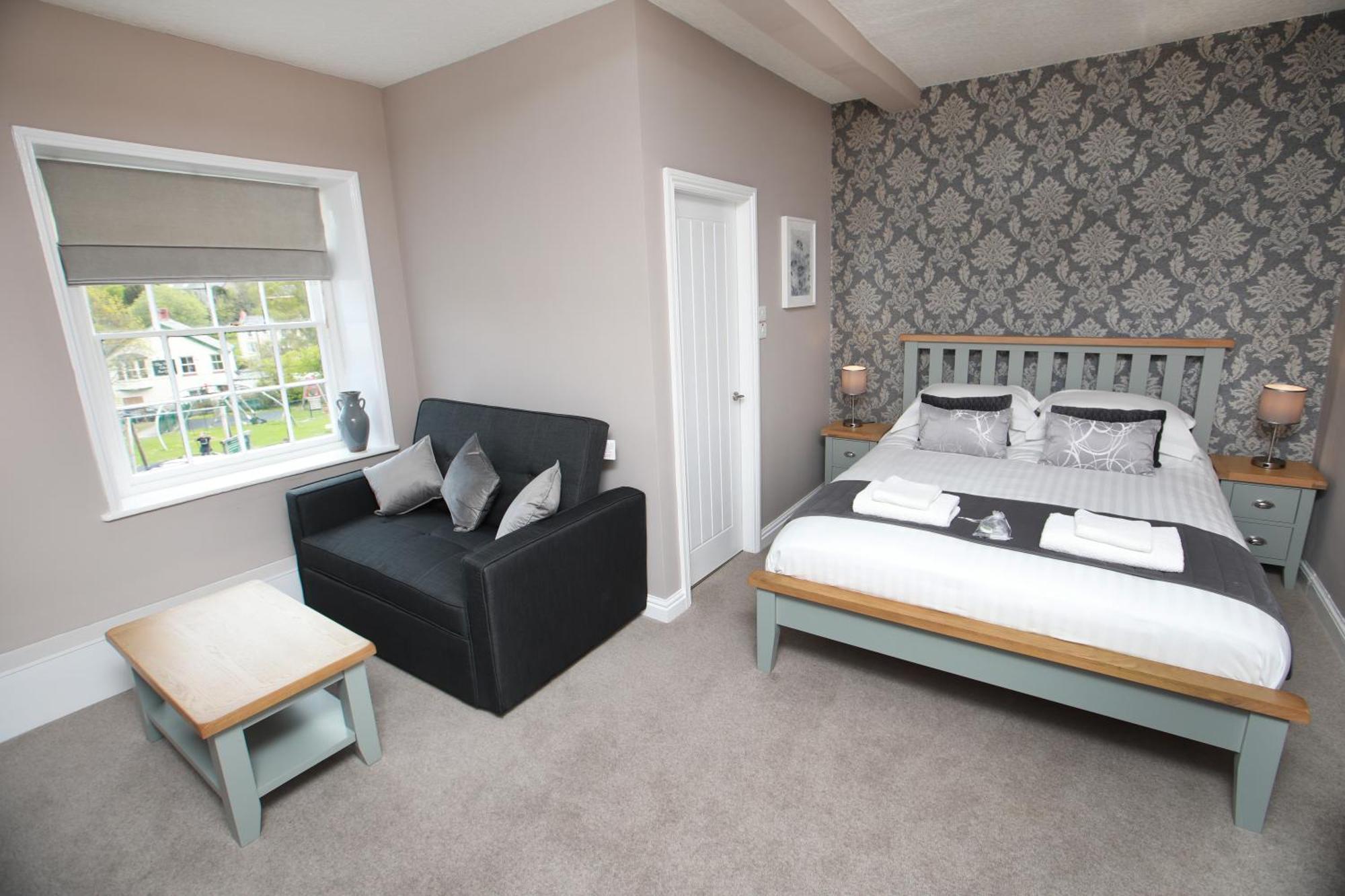 Oyo Glyn Valley Hotel Glyn Ceiriog Bagian luar foto